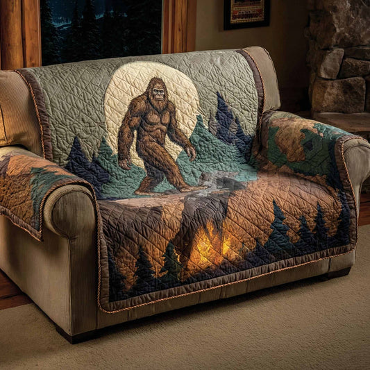 Alexandria - Quilted Sofa Cover Guardian Lonely