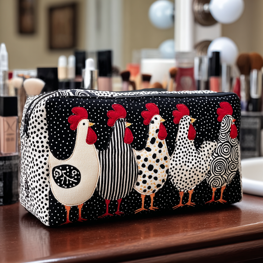 Sanne - Quilted Toiletry Bag - Chicken in Nest