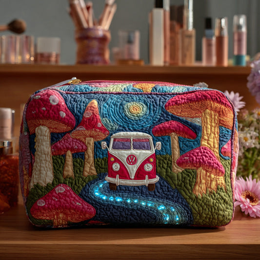 Roelofje - Quilted Toiletry Bag - Cosmic Hippie Pattern