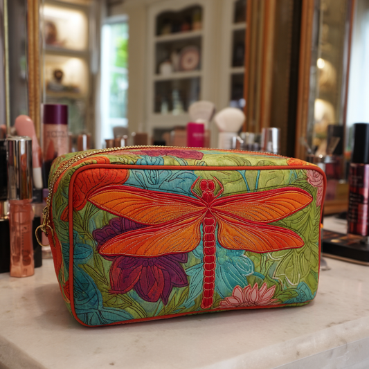Veerle - Quilted Toiletry Bag - Thorns and Flowers