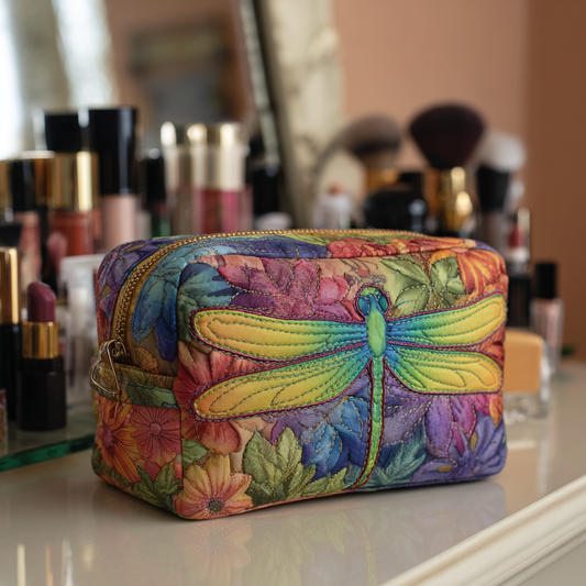 Quirien - Quilted Toiletry Bag - Dragonflies in Grass