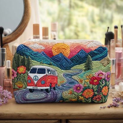 Femke - Quilted Toiletry Bag - Open Horizon