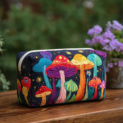 Willemien - Quilted Toiletry Bag - Retro Mushrooms