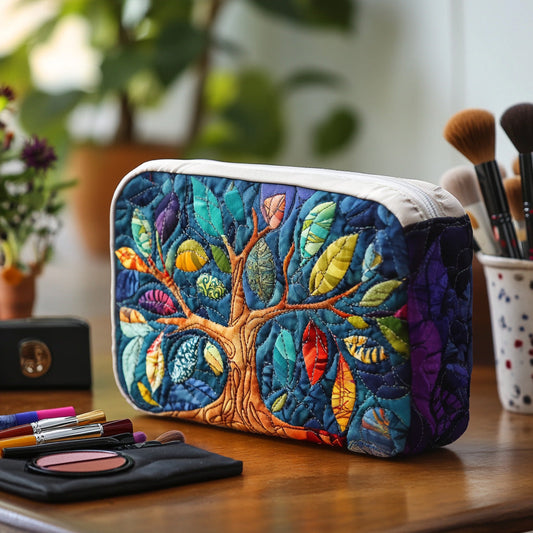 Evi - Quilted Toiletry Bag - Symbolic Tree