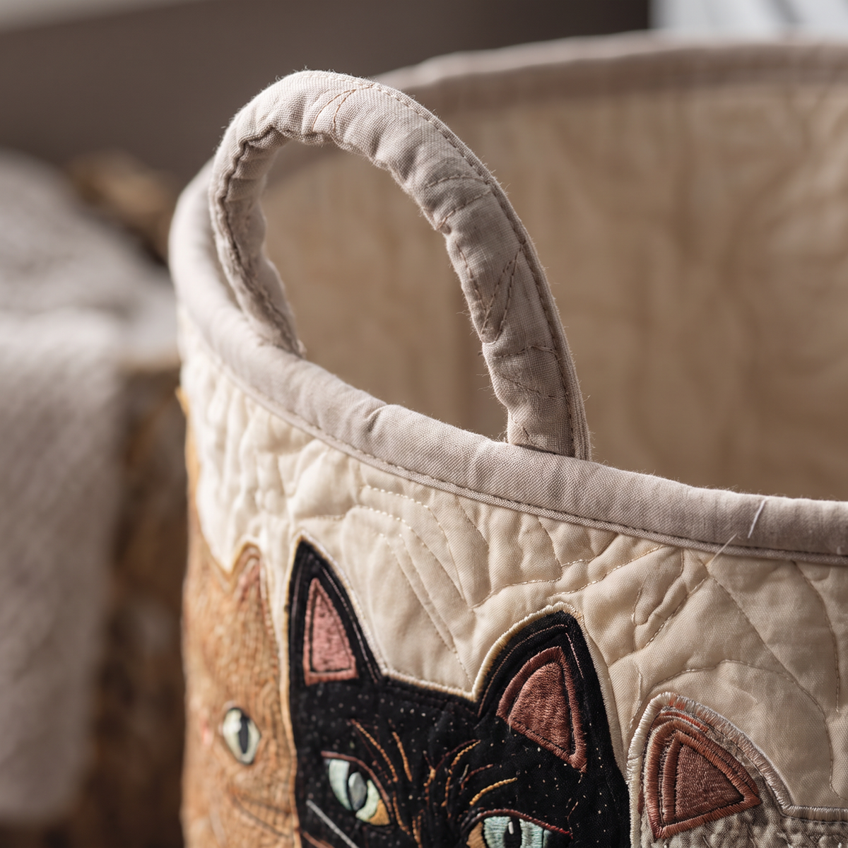 Quilted Laundry Basket - Cozy Purr