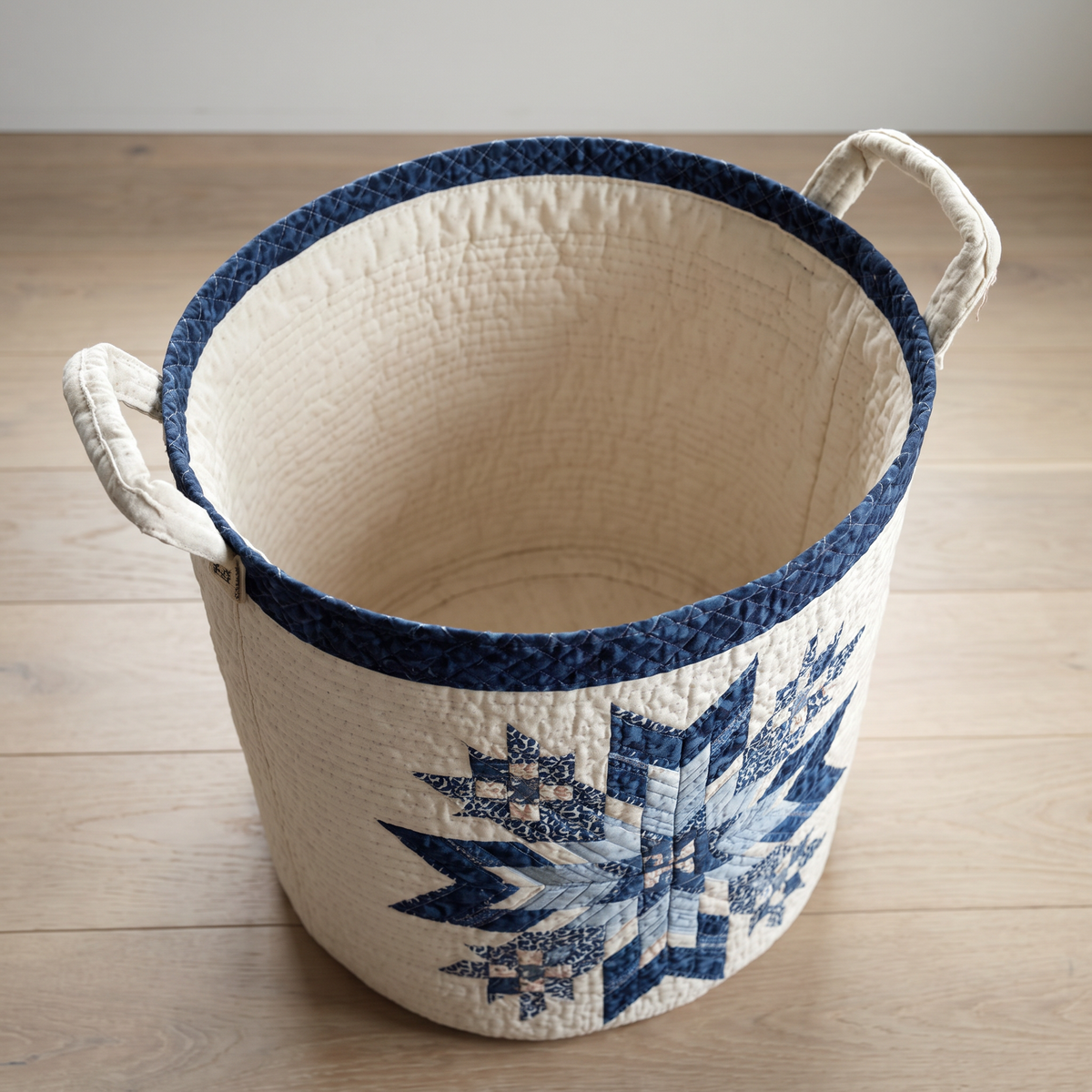 Quilted Laundry Basket - Snowflake