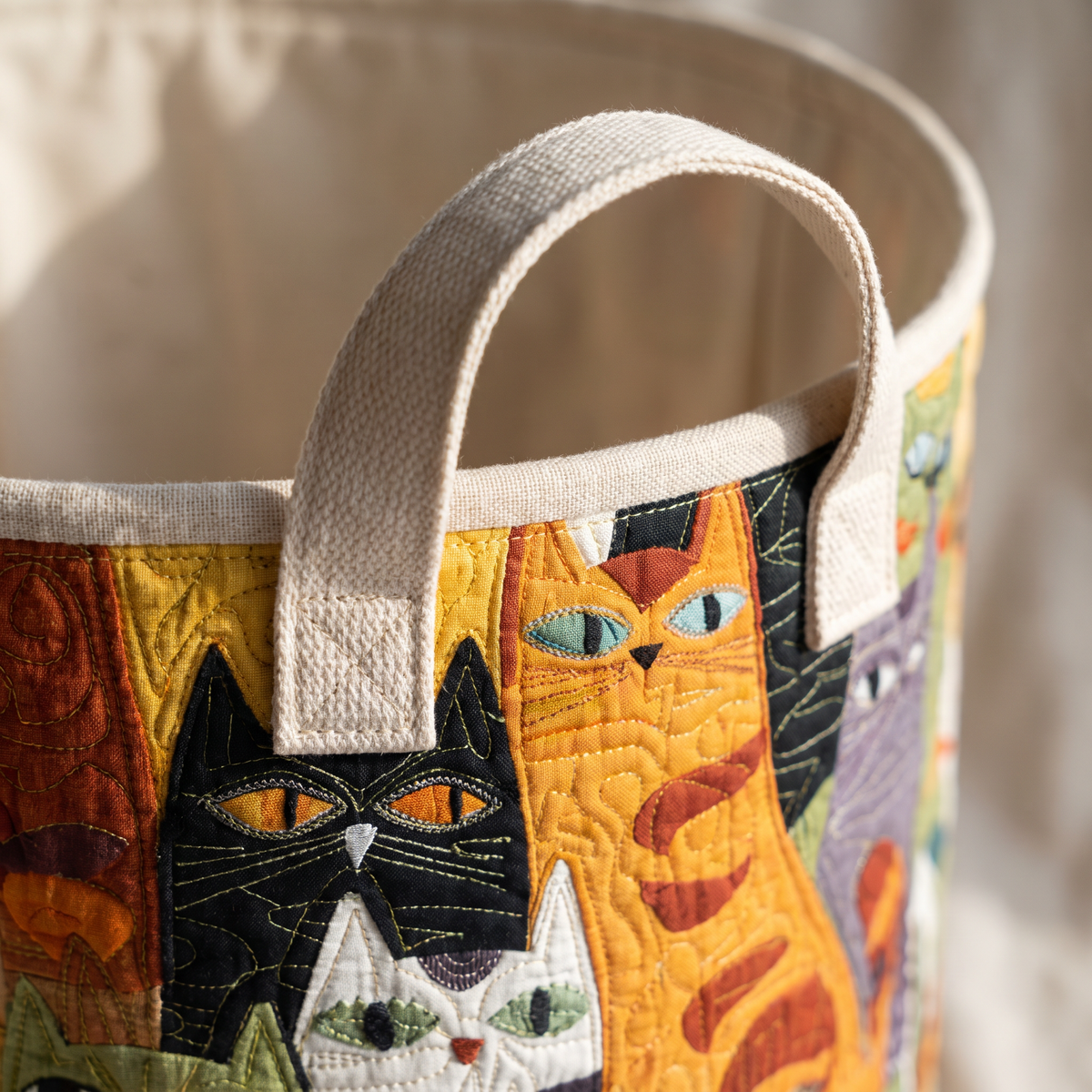 Quilted Laundry Basket - The Purring Band