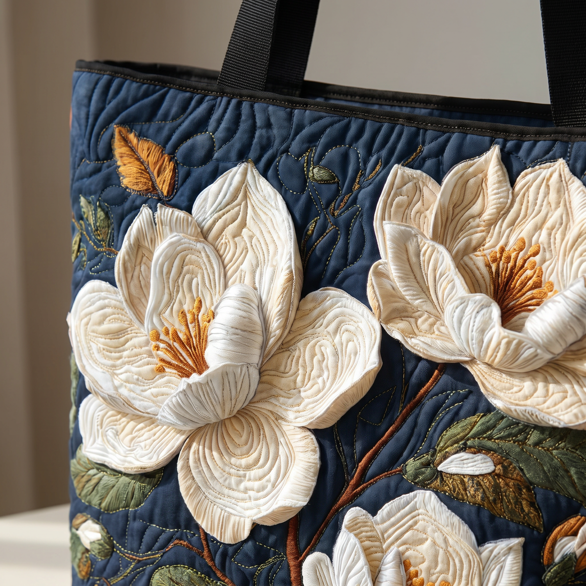 Quilted Tote Bag - Delicate Magnolia