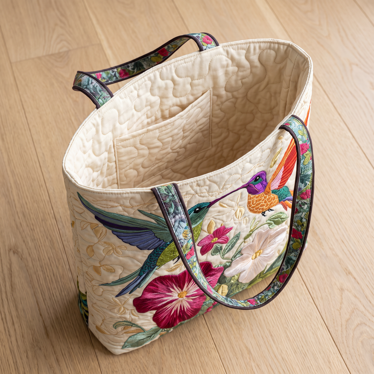 Quilted Tote Bag - Two Hummingbirds in Flight